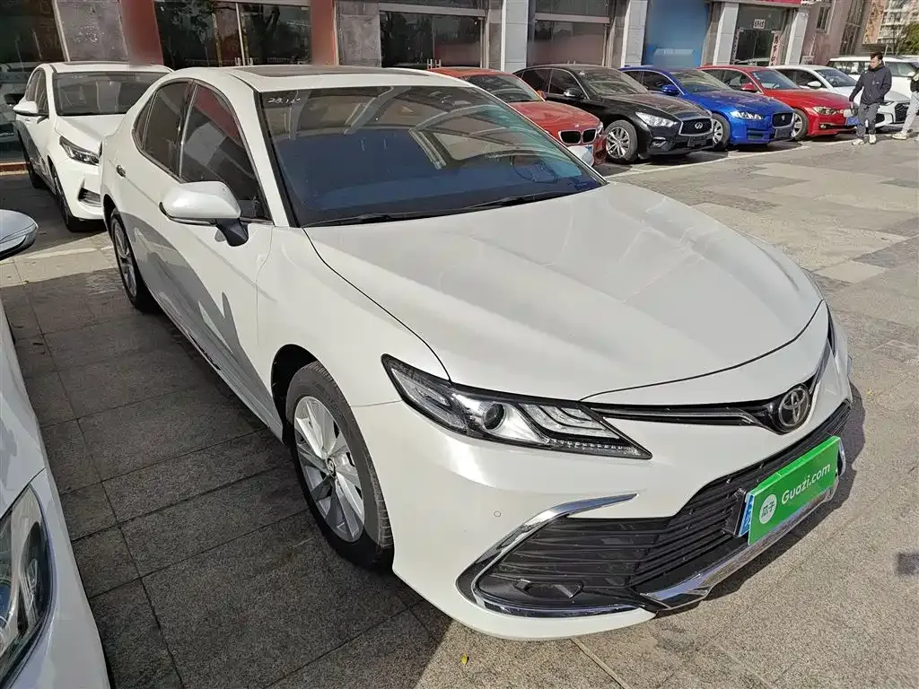 Toyota Camry 2023 из CN, фото 4
