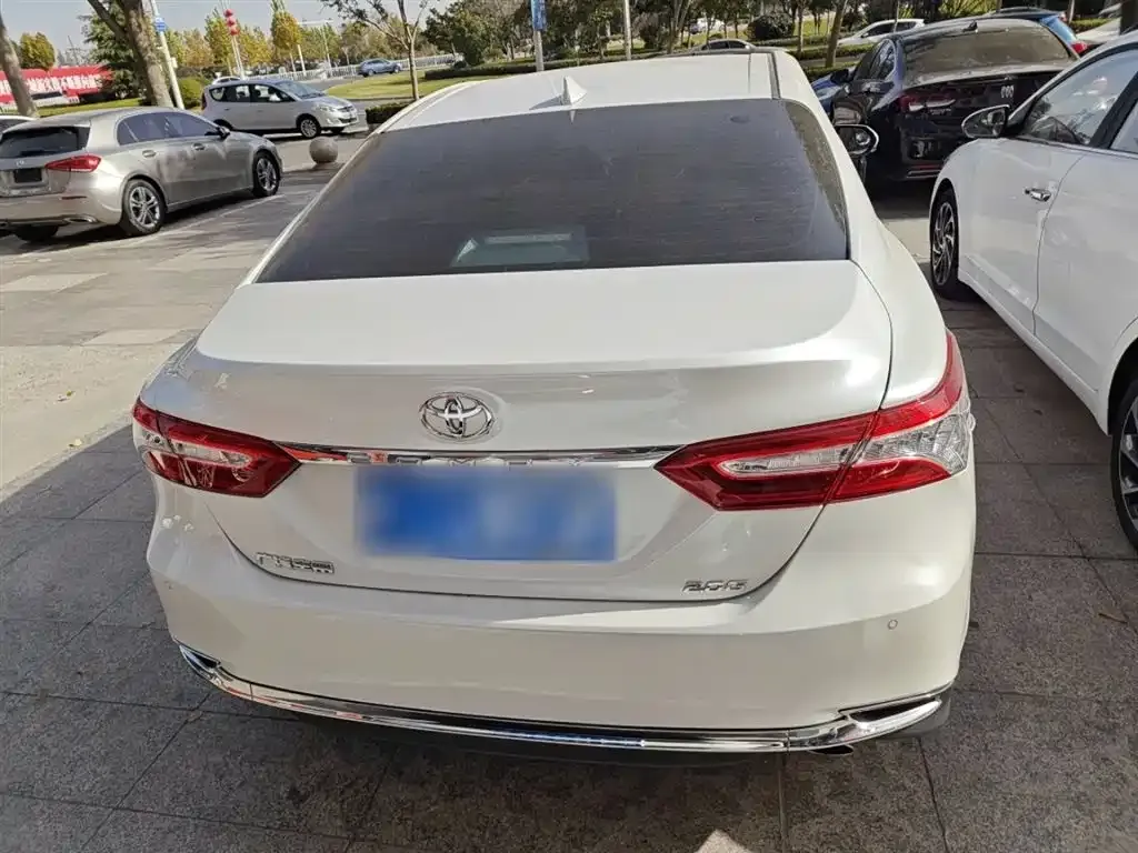 Toyota Camry 2023 из CN, фото 6