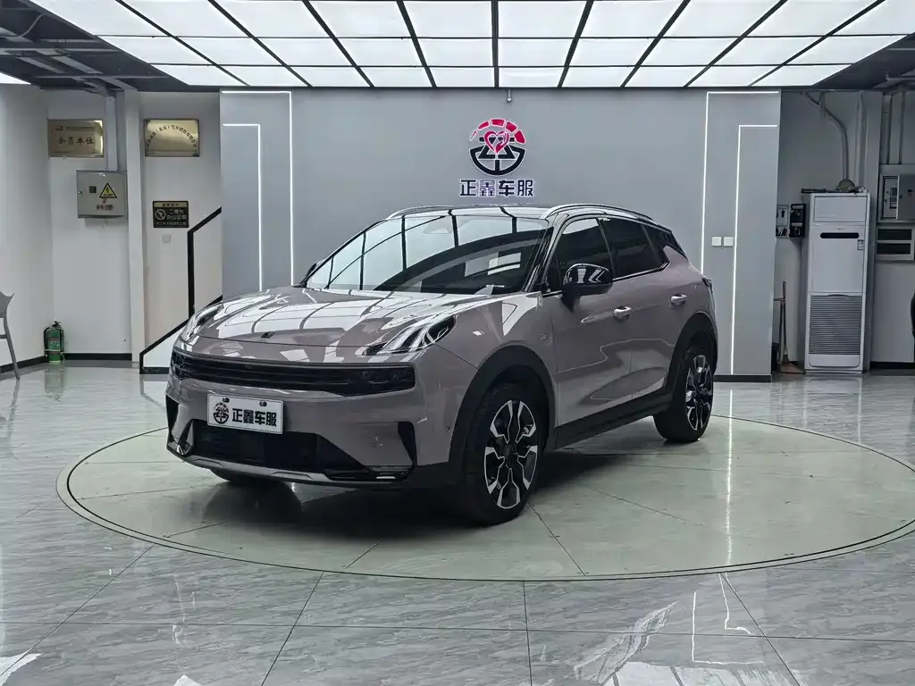 Lynk & Co 06 2022 из CN, фото 1