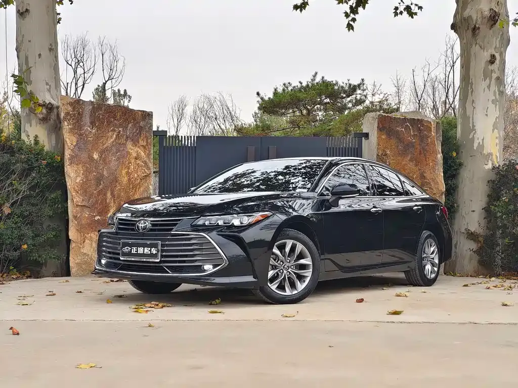 Toyota Avalon 2021 из CN, фото 1