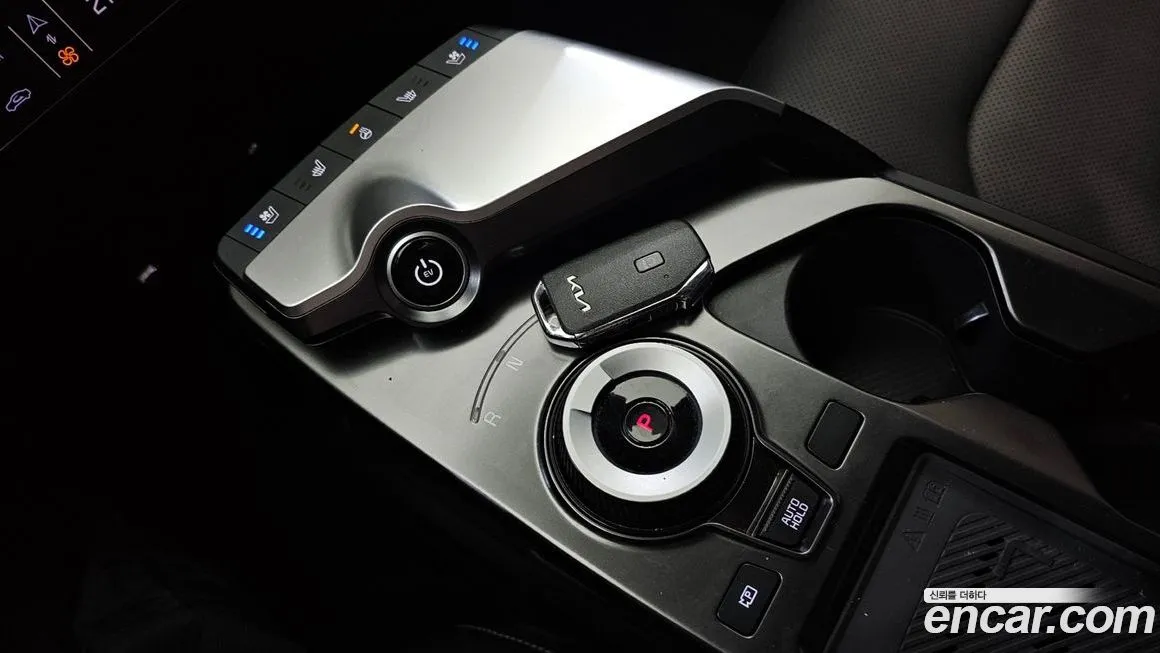 Kia EV6 — фото 9