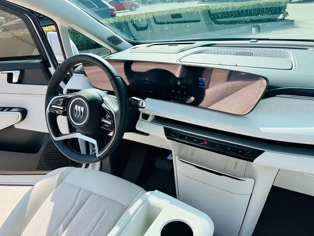 Buick GL8 Hybrid 2024 из CN, фото 9
