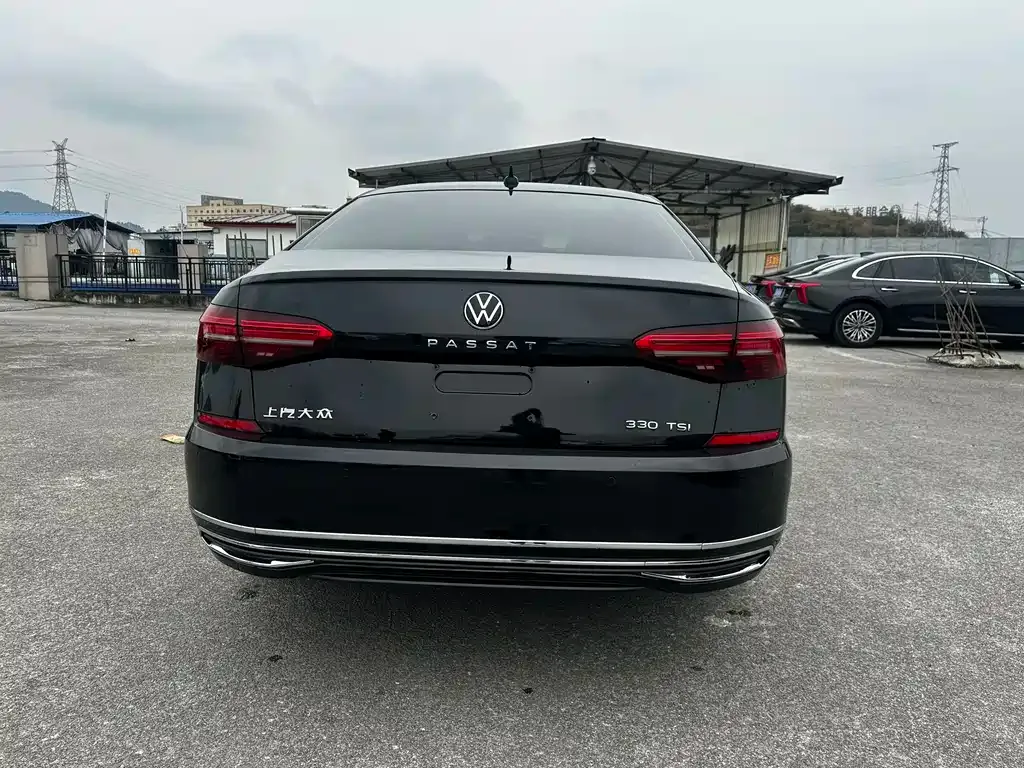 Volkswagen Passat 2021 из CN, фото 10