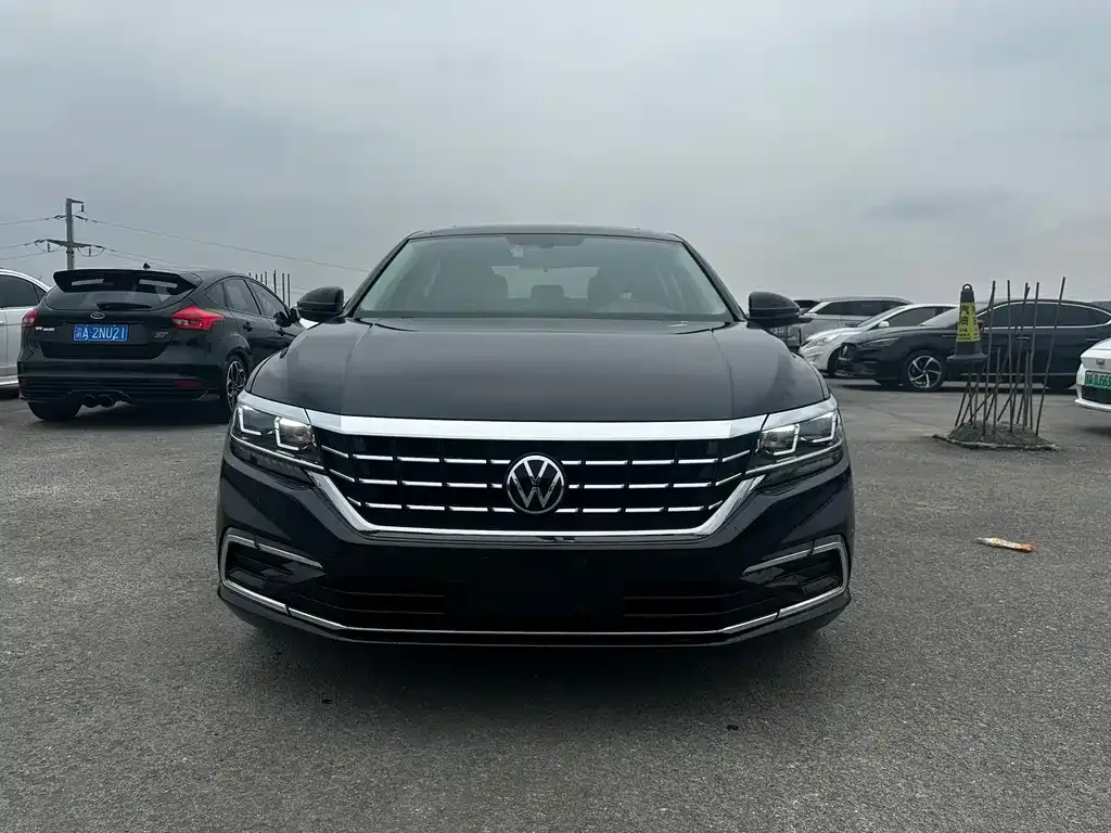 Volkswagen Passat 2021 из CN, фото 2