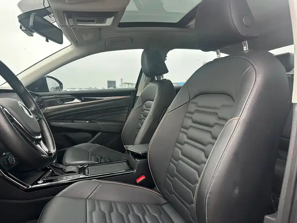 Volkswagen Passat 2021 из CN, фото 6