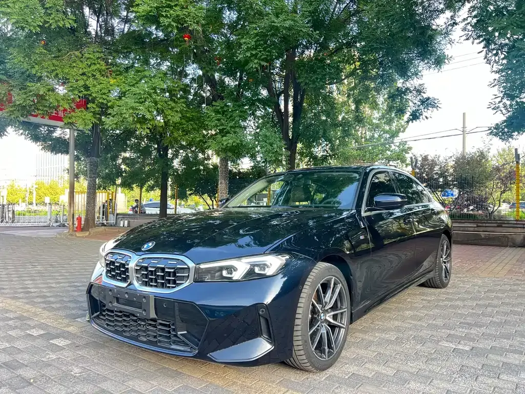 BMW 3 Series 2023 из CN, фото 1