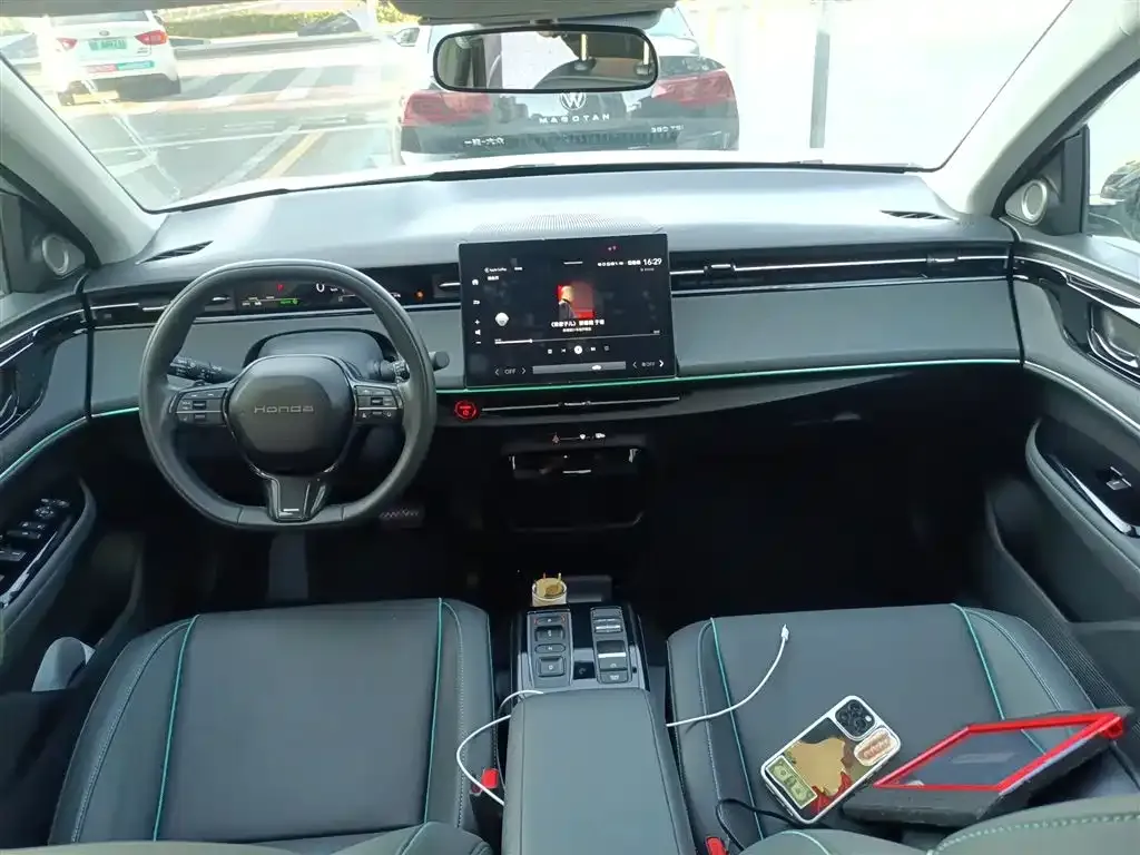 Honda e:NP2 2024 из CN, фото 10