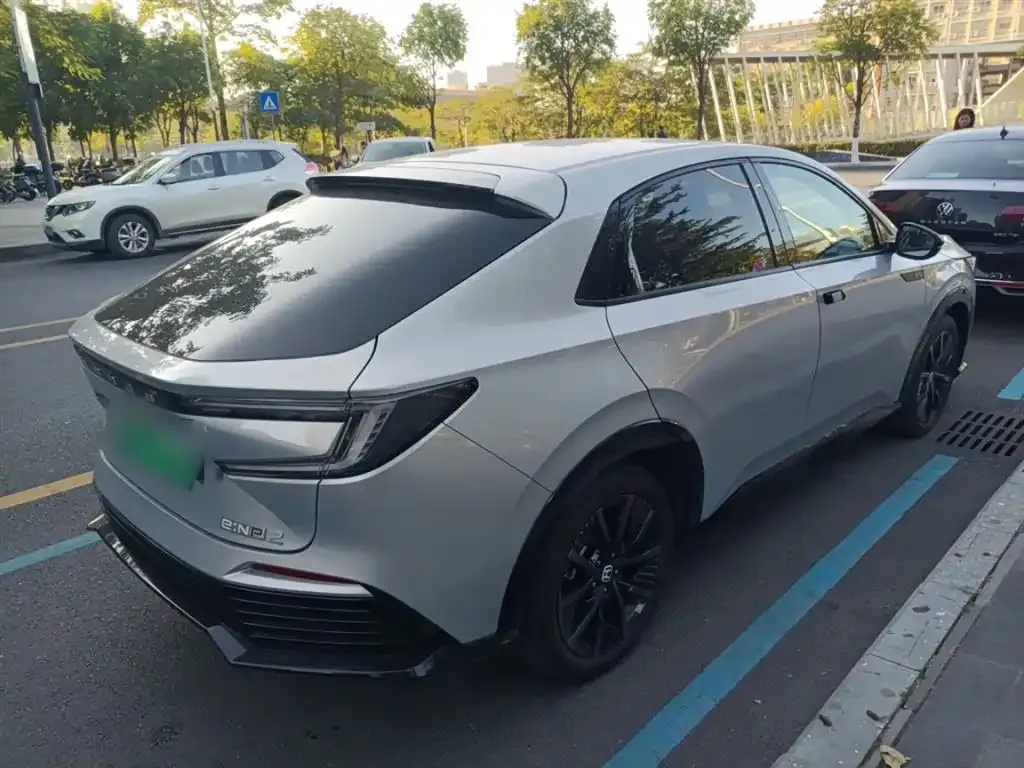 Honda e:NP2 2024 из CN, фото 7