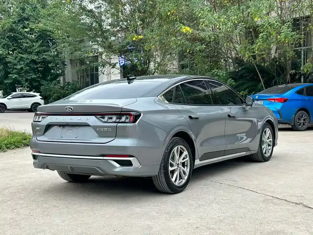 Ford Mondeo 2023 из CN, фото 6