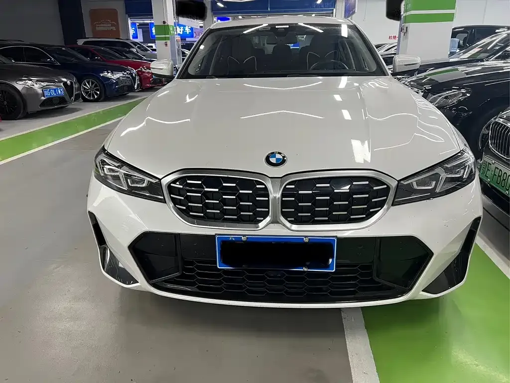 BMW 3 Series 2023 из CN, фото 2