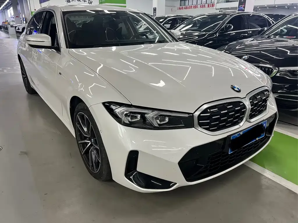 BMW 3 Series 2023 из CN, фото 3