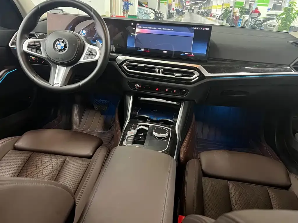 BMW 3 Series 2023 из CN, фото 5