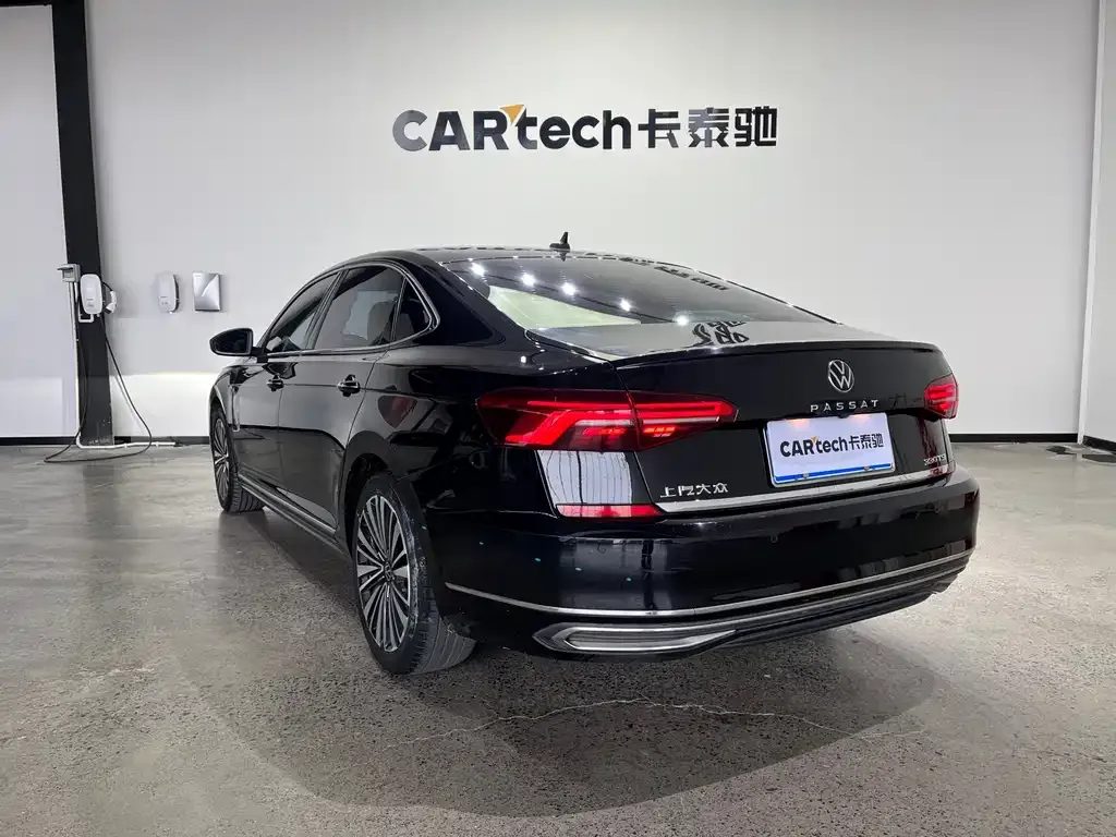 Volkswagen Passat 2021 из CN, фото 4