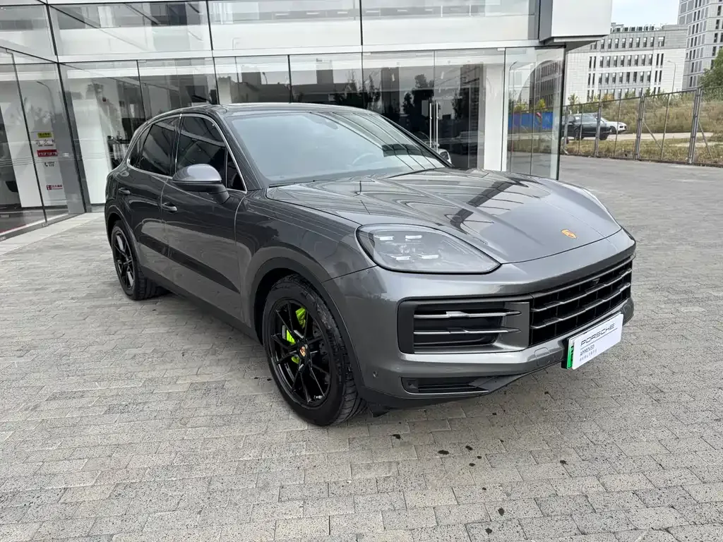 Porsche Cayenne Hybrid 2023 из CN, фото 1