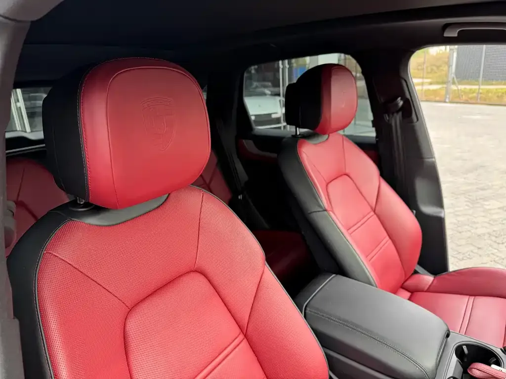 Porsche Cayenne Hybrid 2023 из CN, фото 8