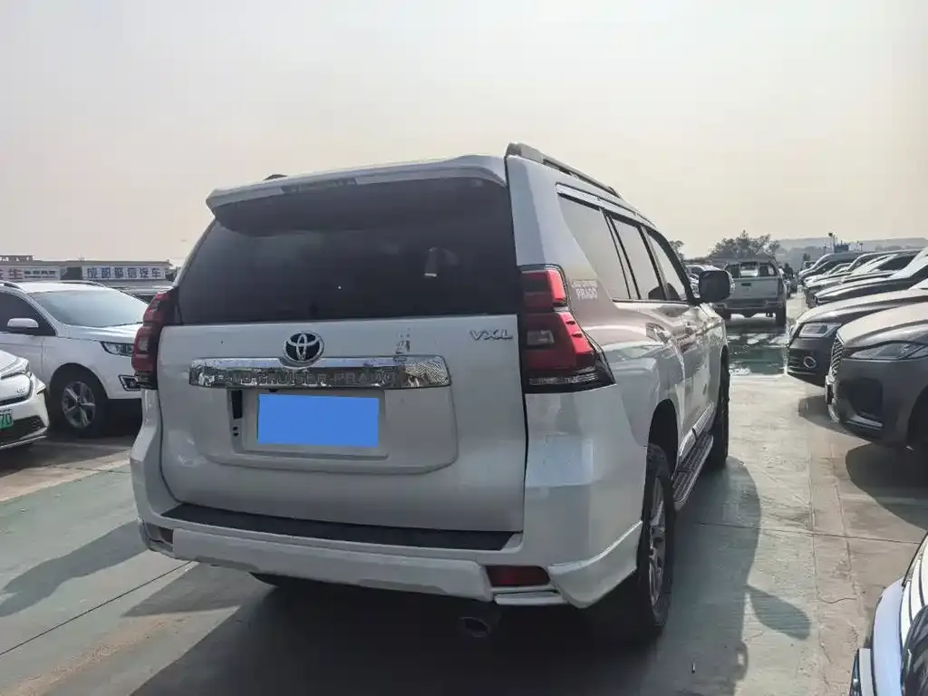 Toyota Prado 2021 из CN, фото 8