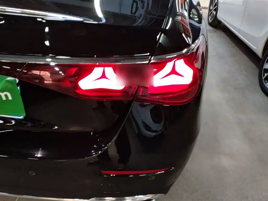 Mercedes-Benz E-Class 2024 из CN, фото 8