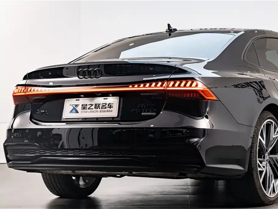 Audi A7L 2024 из CN, фото 8
