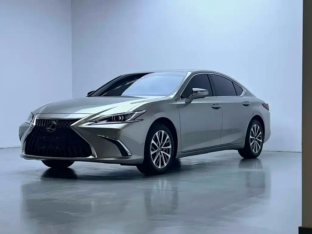 Lexus ES 2022 из CN, фото 1