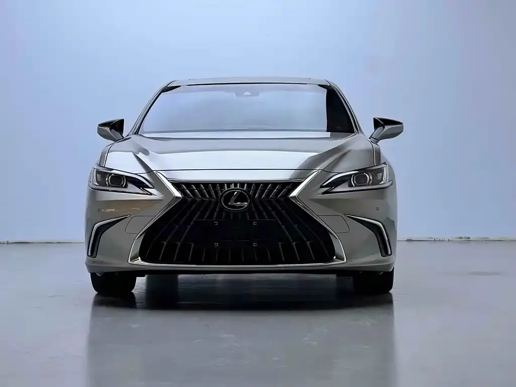 Lexus ES 2022 из CN, фото 2
