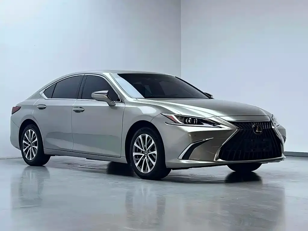 Lexus ES 2022 из CN, фото 3