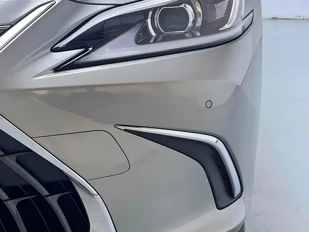Lexus ES 2022 из CN, фото 4