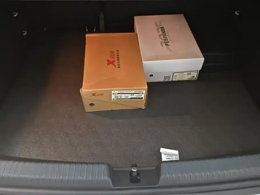 Volkswagen ID.3 2023 из CN, фото 4
