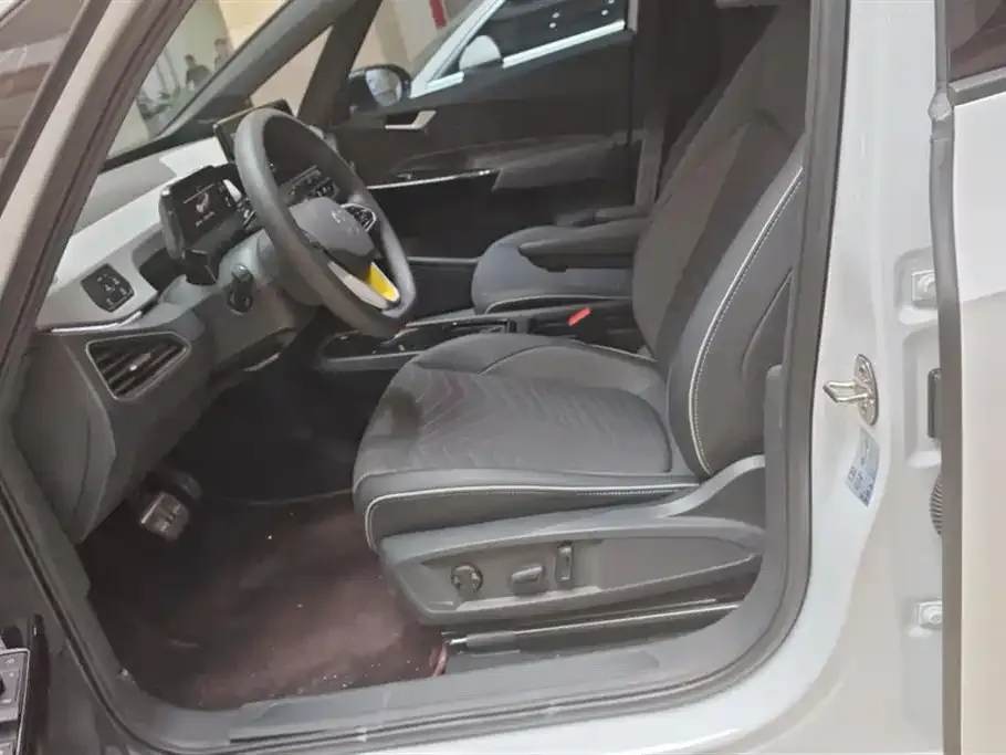 Volkswagen ID.3 2023 из CN, фото 9