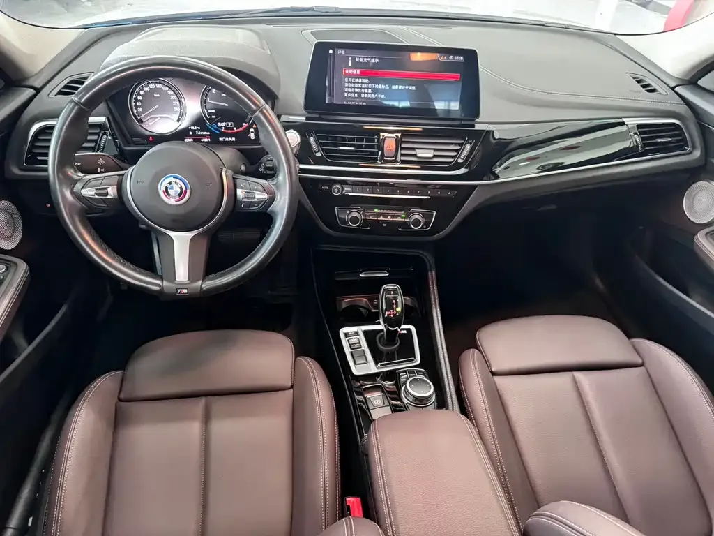 BMW 1 Series 2021 из CN, фото 8