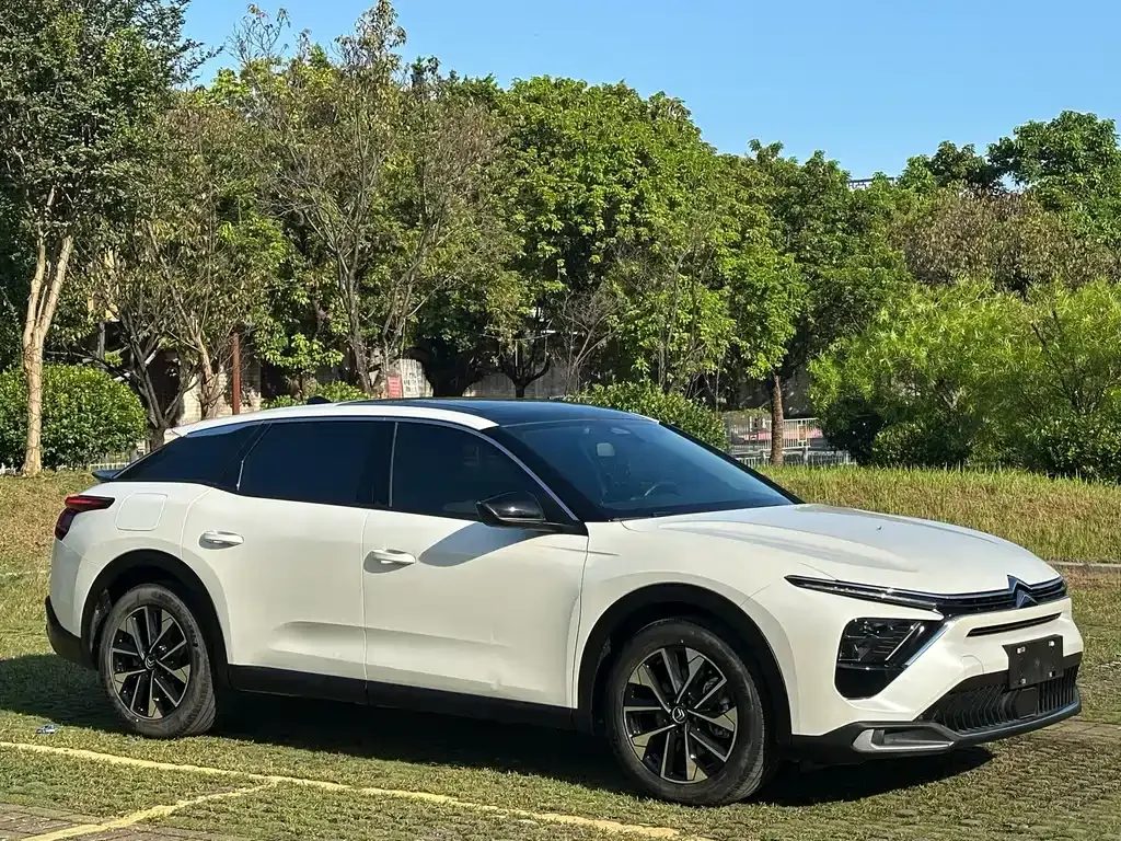 Citroen C5 X 2021 из CN, фото 3