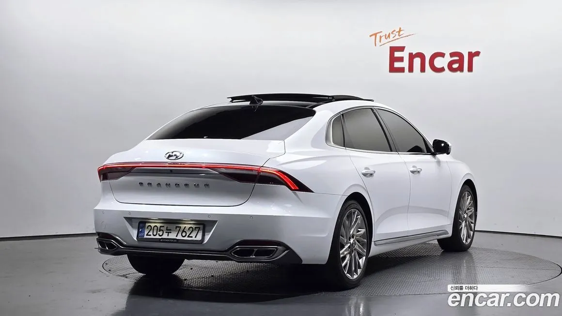 Hyundai Grandeur 2021 из KR, фото 2