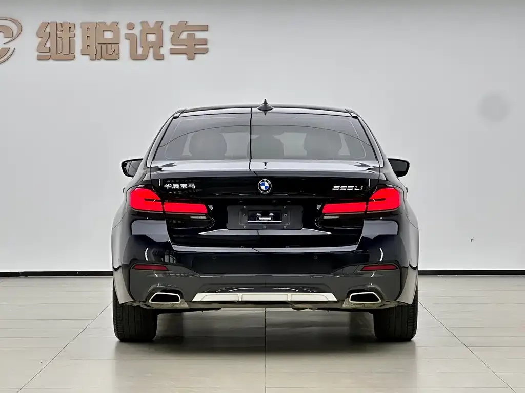 BMW 5 Series — фото 4