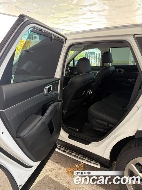 Kia Sorento — фото 8