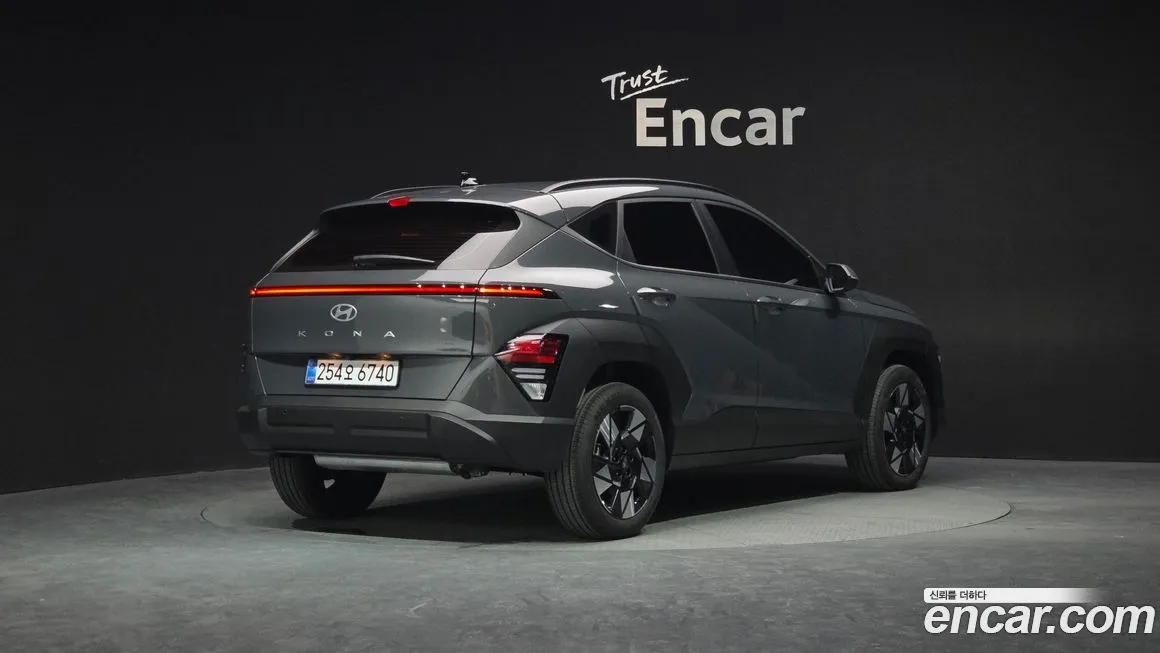 Hyundai Kona — фото 2