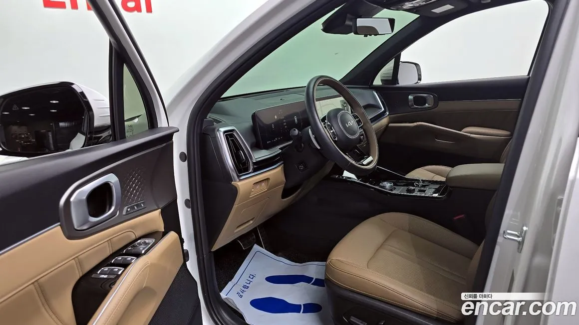 Kia Sorento — фото 10
