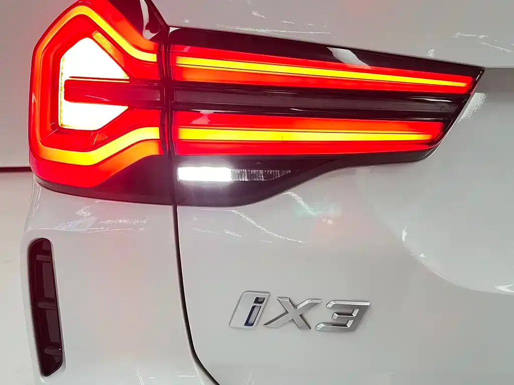 BMW iX3 2023 из CN, фото 6