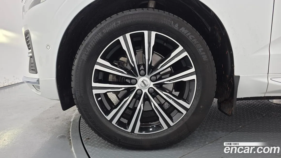 Volvo XC60 2022 из KR, фото 5