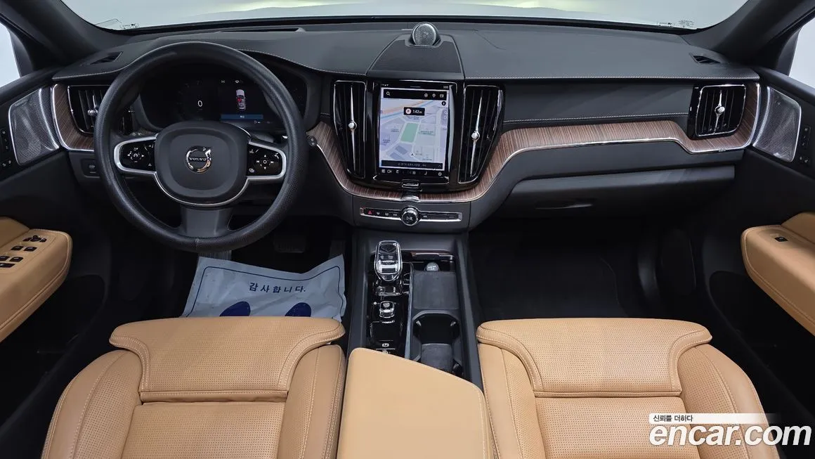 Volvo XC60 2022 из KR, фото 7