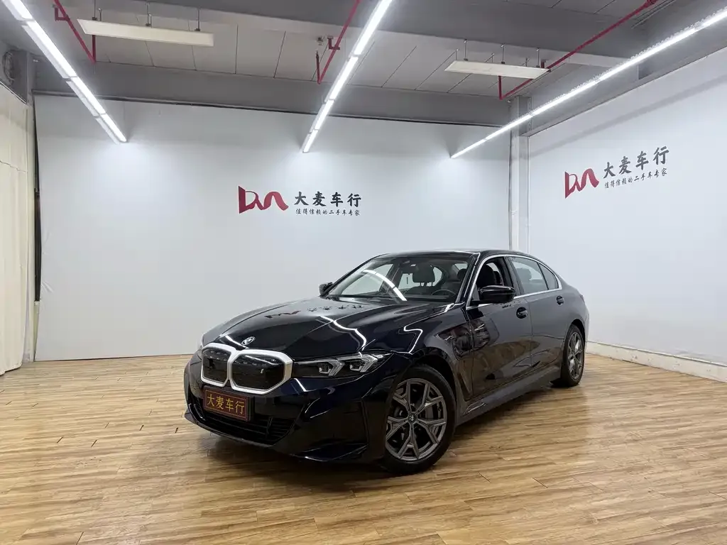 BMW i3 — фото 1