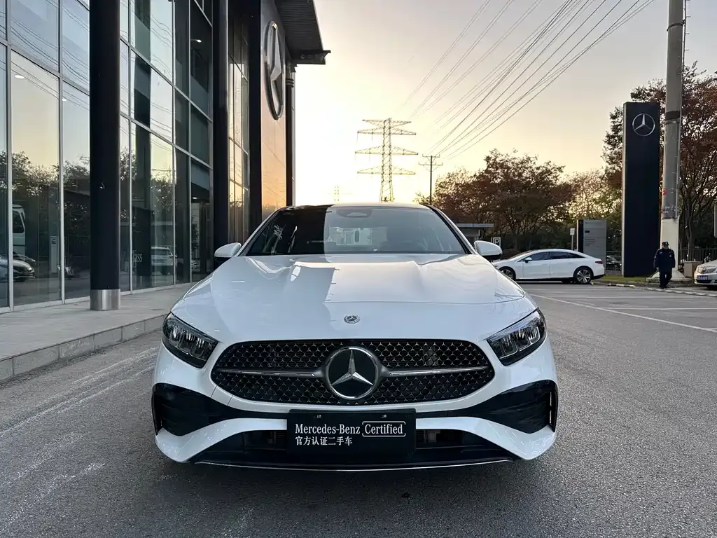 Mercedes-Benz A-Class 2023 из CN, фото 2