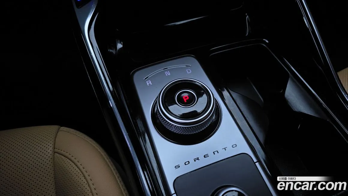 Kia Sorento — фото 9