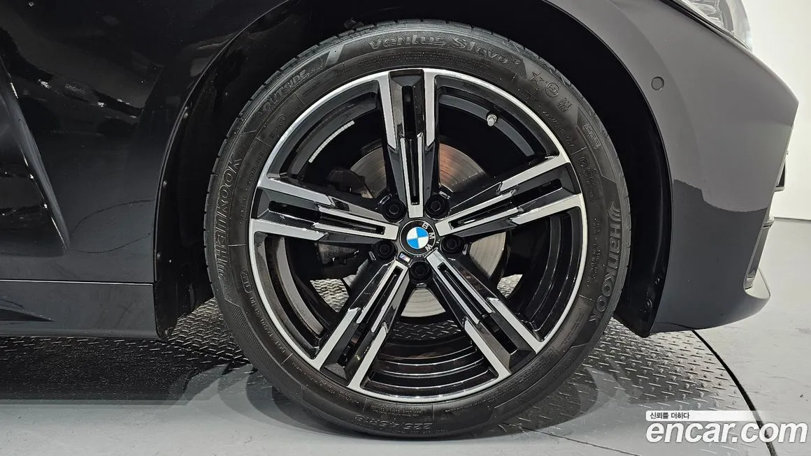 BMW 4-Series 2023 из KR, фото 5