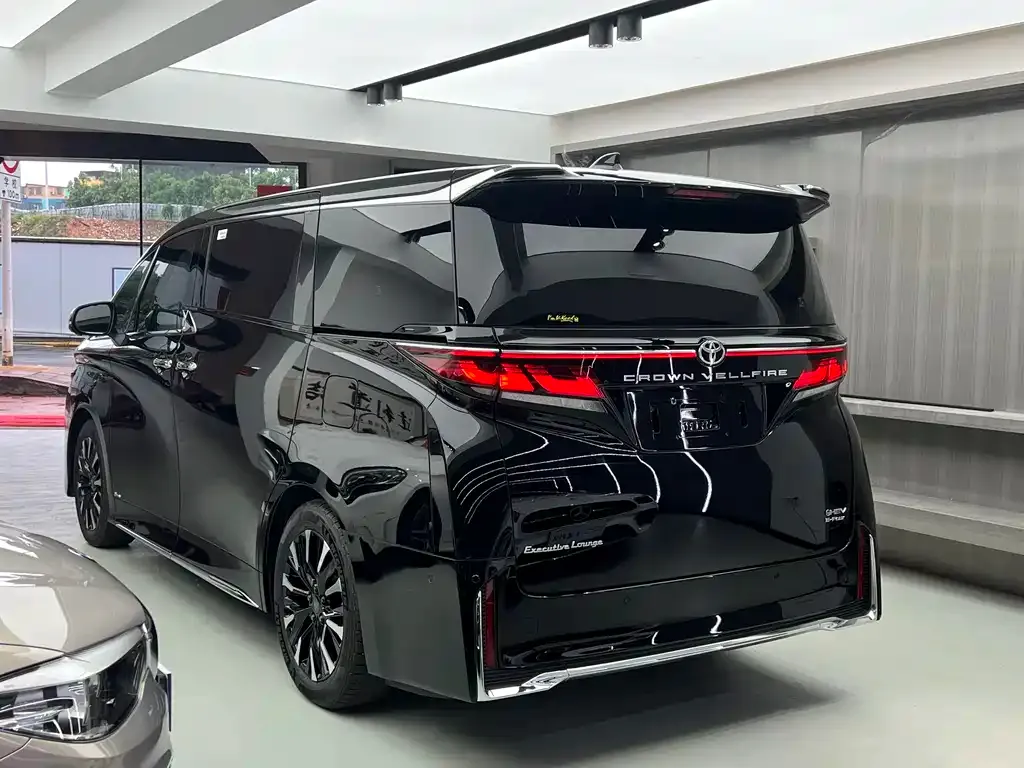 Toyota Vellfire 2025 из CN, фото 6