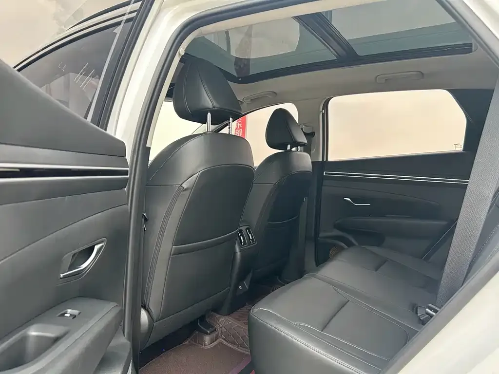 Hyundai Tucson 2024 из CN, фото 8