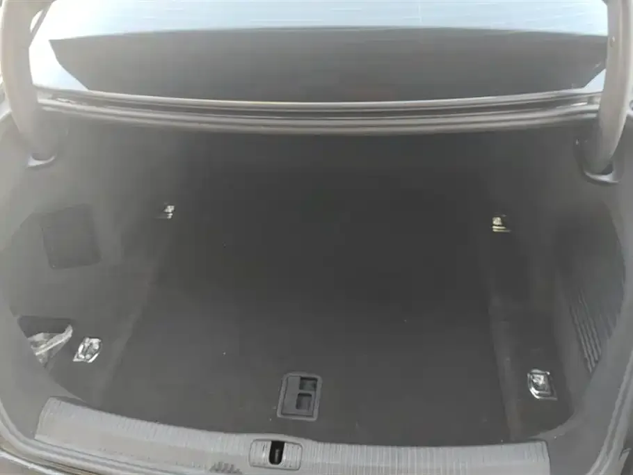 Audi A8 2022 из CN, фото 4