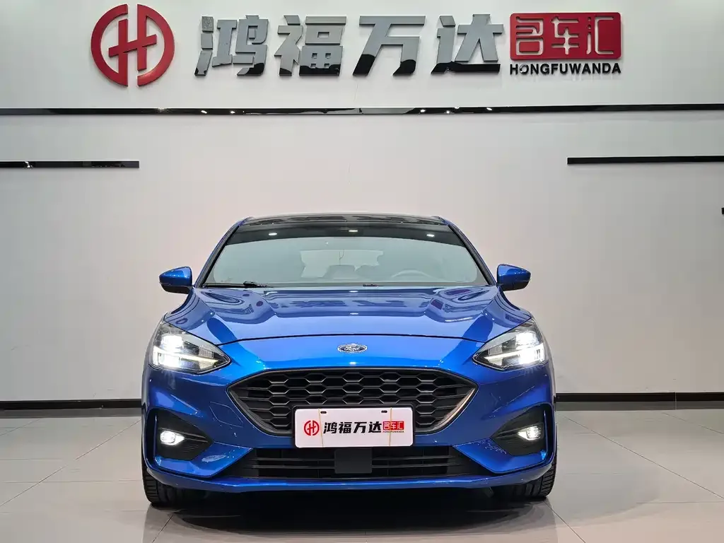 Ford Focus 2022 из CN, фото 2