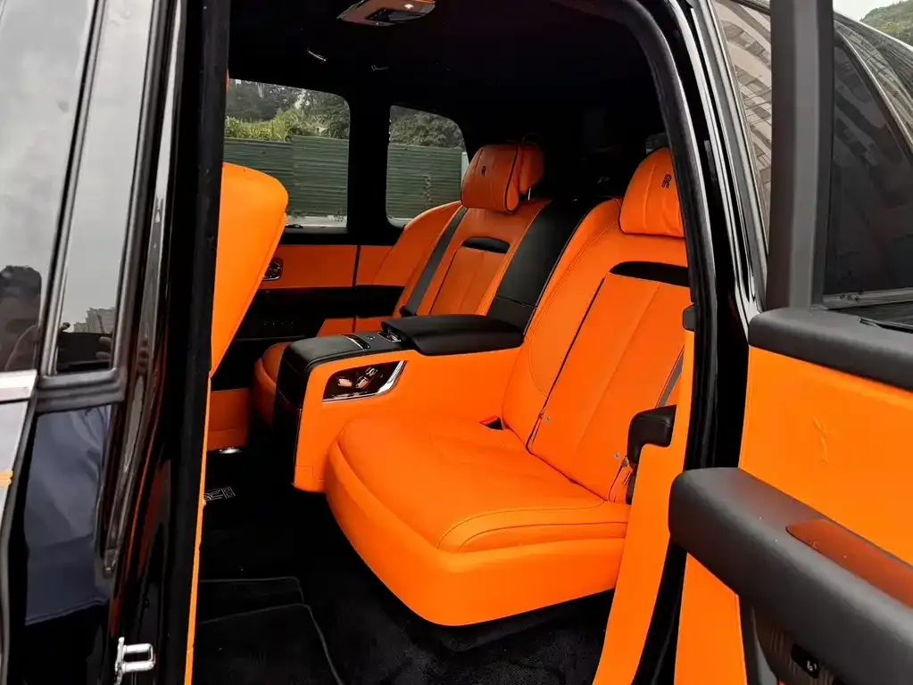 Rolls-Royce Cullinan 2023 из CN, фото 3