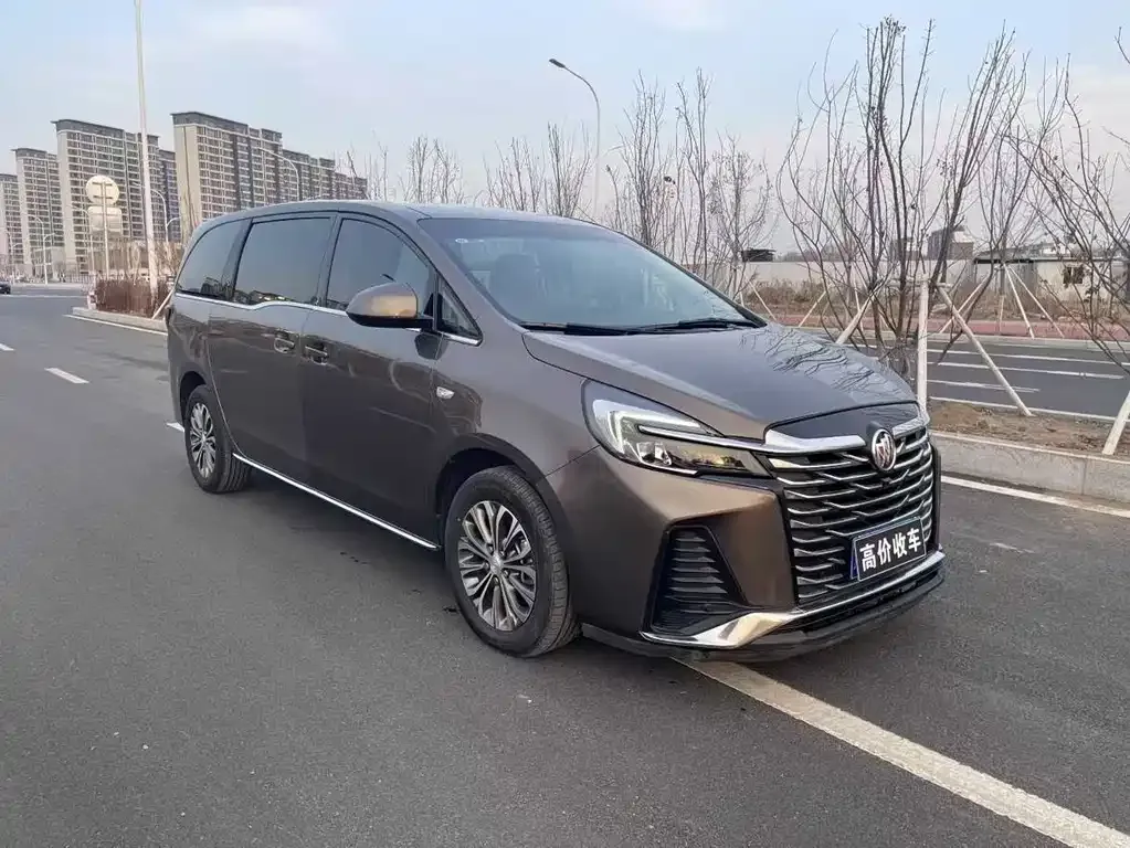 Buick GL8 2023 из CN, фото 2