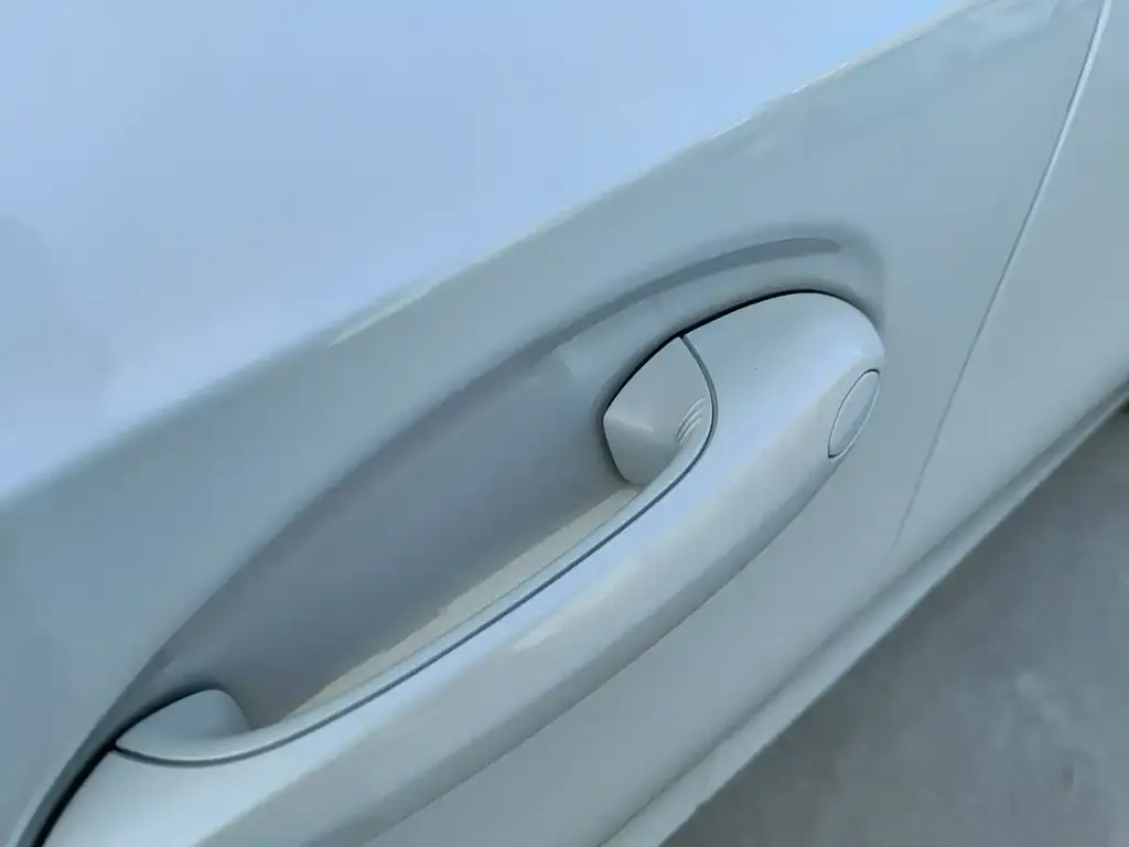 BMW 3 Series 2023 из CN, фото 10