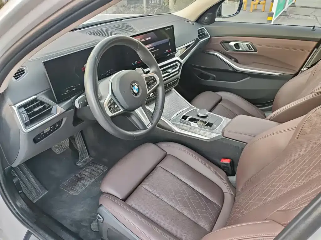 BMW 3 Series 2023 из CN, фото 5